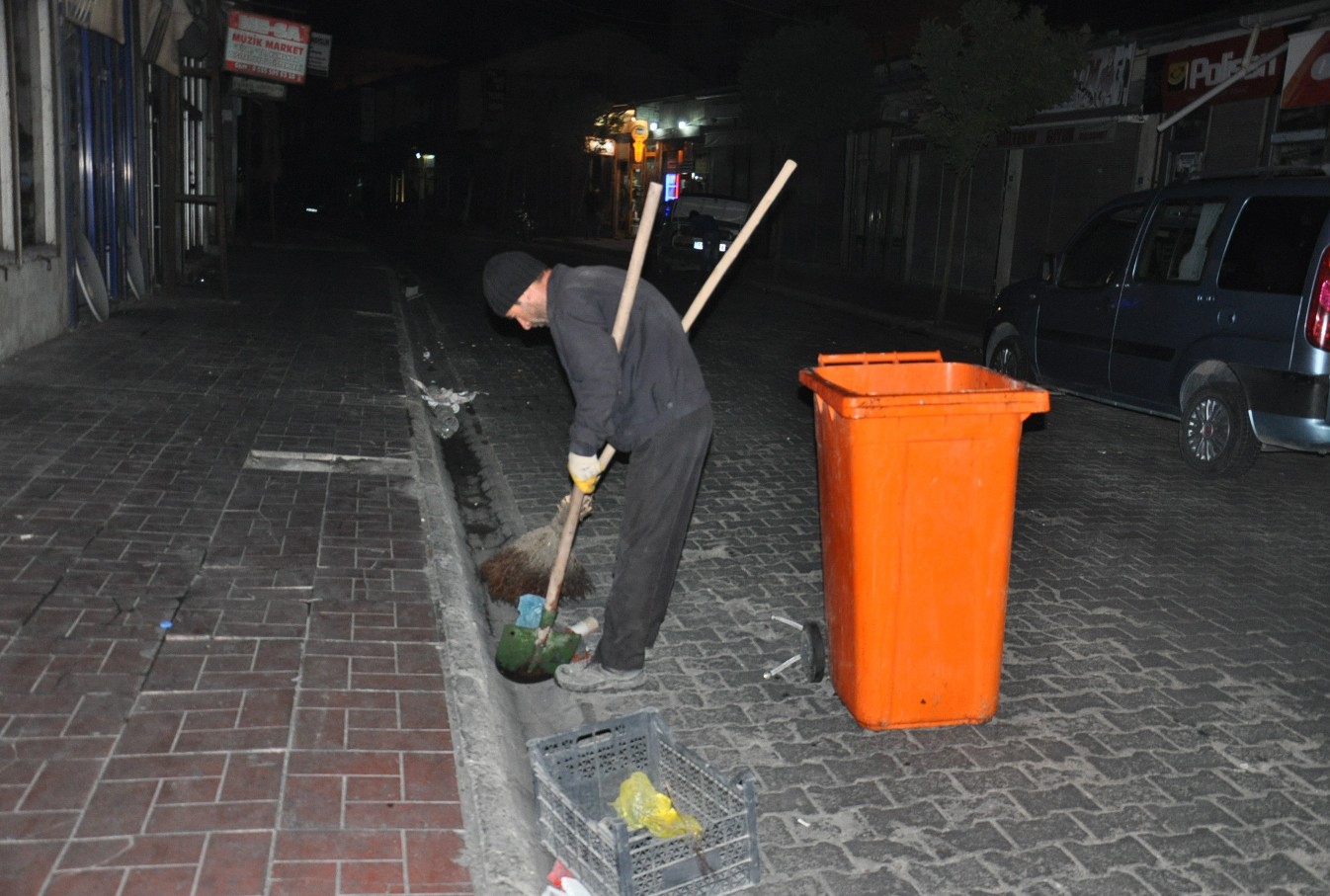 Patnos'ta nöbetçi temizlikçi uygulaması